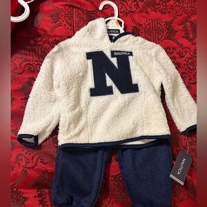 12 month new Nautica 2pc set